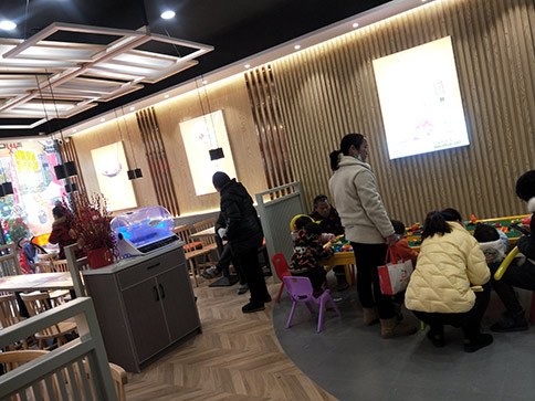 熱烈祝賀如意餛飩湖北羅田人民醫(yī)院店盛大開(kāi)業(yè)