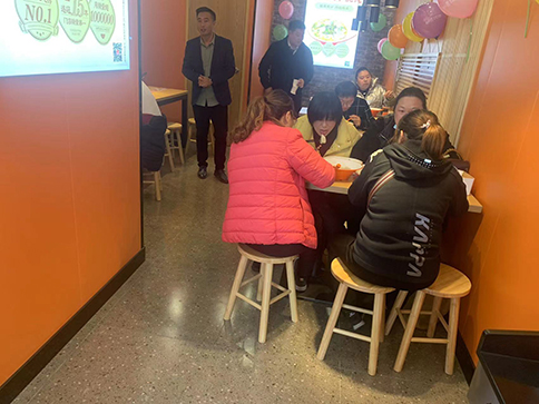 熱烈祝賀江蘇南通如意餛飩永興佳園店開(kāi)業(yè)大吉!